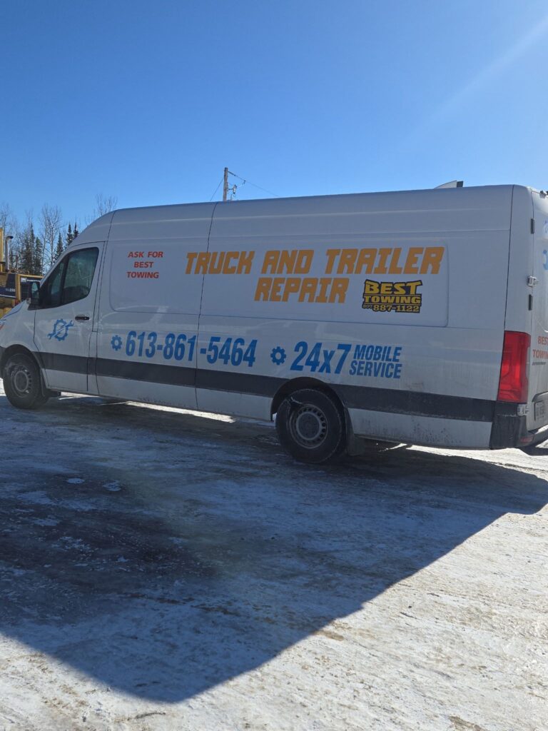 Best Towing truck and trailer repair van offering 24*7 mobile service in snowy area.