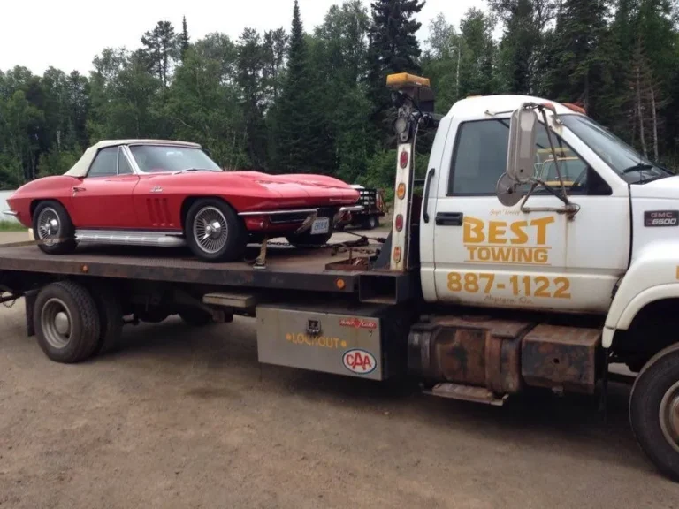 Tow truck company Nipigon